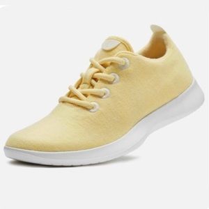 Allbirds merino wool running shoes. 💛